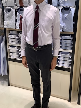 「アイテム（ビジネスシャツ）」を使った、BRICK HOUSE シャツ工房 甲斐双葉ラザウォーク店さん（メンズ・177cm）の秋コーディネート