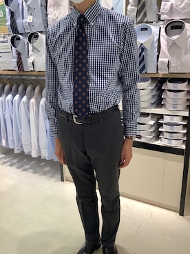 「アイテム（ビジネスシャツ）」を使った、BRICK HOUSE シャツ工房 甲斐双葉ラザウォーク店さん（メンズ・177cm）の春コーディネート