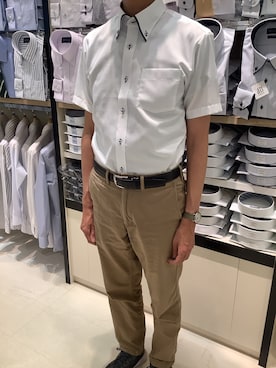 「アイテム（ビジネスシャツ）」を使った、BRICK HOUSE シャツ工房 甲斐双葉ラザウォーク店さん（メンズ・177cm）の春コーディネート