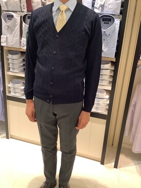 「アイテム（ビジネスシャツ）」を使った、BRICK HOUSE シャツ工房 甲斐双葉ラザウォーク店さん（メンズ・177cm）の冬コーディネート
