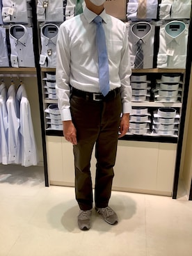「アイテム（ビジネスシャツ）」を使った、BRICK HOUSE シャツ工房 甲斐双葉ラザウォーク店さん（メンズ・177cm）の春コーディネート