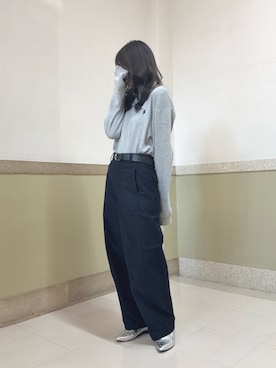 「アイテム（ローファー、シルバー系）」を使った、HIMIKO 大丸 京都店さん（レディース・161cm）の秋コーディネート