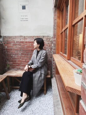 「アイテム（その他シューズ、グリーン系）」を使った、Alison Tsaiさん（レディース・161cm）の冬コーディネート