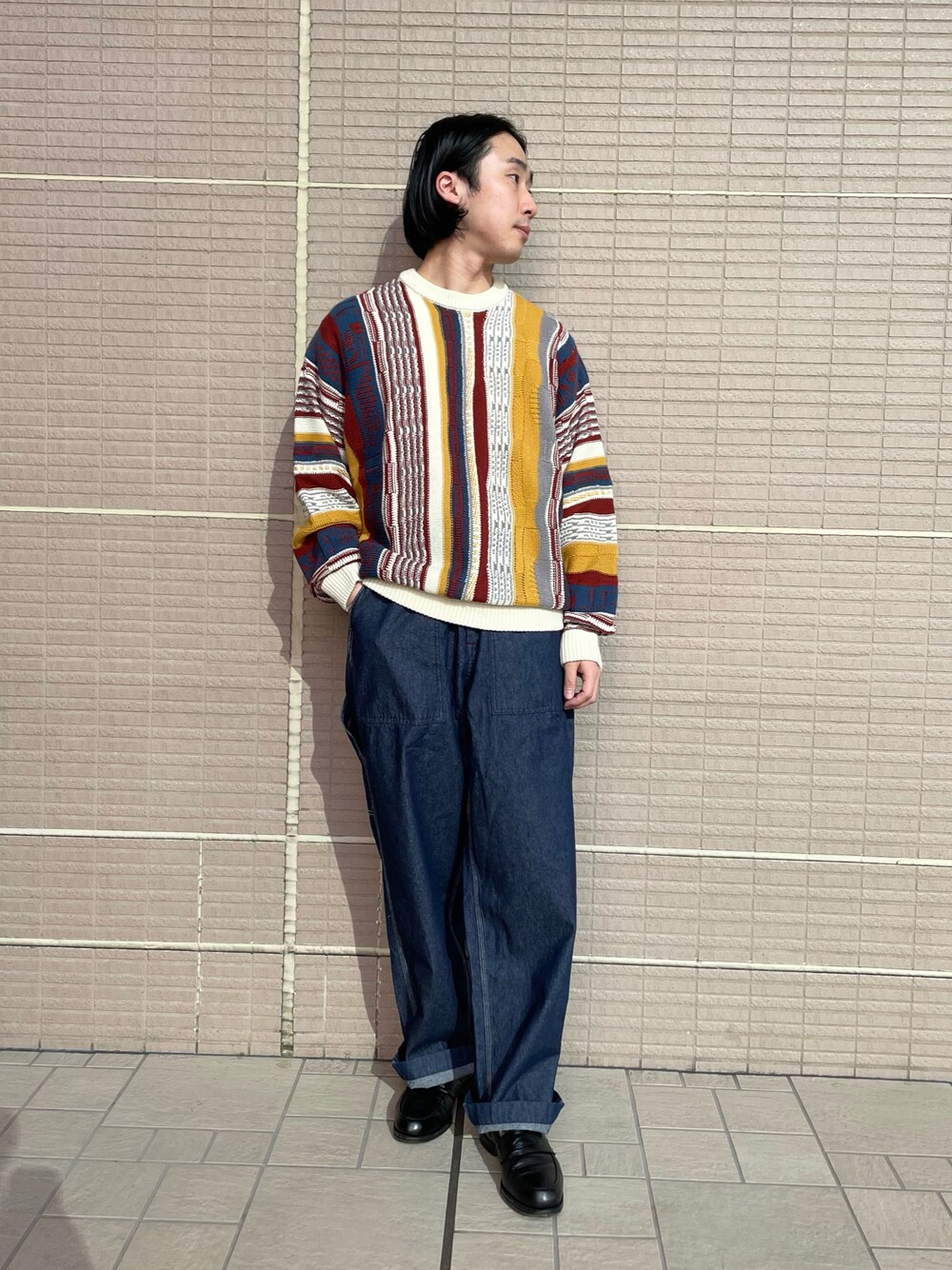 「Sonny　Label、サニーレーベル、ニット、デニム、デニムパンツ、メンズコーデ、ストライプ、BIGMAC、F.lli Giacometti」｜「URBAN RESEARCH Sonny Labelのミックスジャガードストライププルオーバー（ニット/セーター、ホワイト系）」を使った、kyouji takedaさん（メンズ・168cm）の冬コーディネートの1枚目の写真
