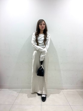 「SENSE OF PLACE by URBAN RESEARCH(センスオブプレイスバイアーバンリサーチ)のシアードレープリブトップ(Tシャツ/カットソー、ホワイト系)」を使った、yutsukiさん(レディース・154cm)の春コーディネート