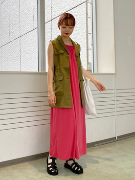 「Kastane（カスタネ）のアイテム（ベスト）」を使った、hamamoto hiyoriさん（レディース・156cm）の春コーディネート
