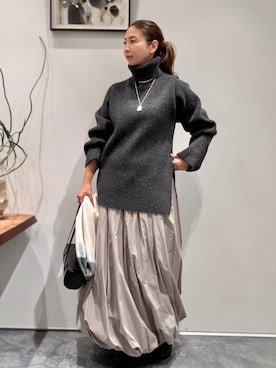 「アイテム（ストール/ショール）」を使った、chaos_misaさん（レディース・161cm）の秋コーディネート