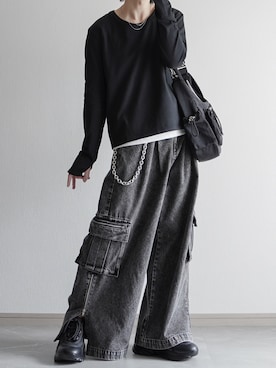 「LANDNESS（ランドネス）の【LANDNESS/ランドネス】COMPACT U-NECK FINGER HOLE L/S TEE/コンパクトUネックフィンガーホールロングスリーブTEE（Tシャツ/カットソー、ブラック系）」を使った、翔【低身長コーデ】さん（メンズ・167cm）の春コーディネート