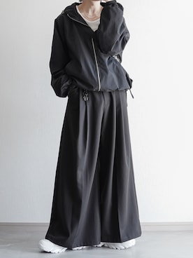 「Chikashitsu +（チカシツプラス）のストリートファッション Chikashitsu + チカシツプラス unisex cropped hooded blouson ユニセックス クロップド フーディー ブルゾン ウィンドブレーカー ストリング ジャケット 薄手ブルゾン ジップジャケット 韓国風ファッション（ブルゾン、ブラック系）」を使った、翔【低身長コーデ】さん（メンズ・167cm）の春コーディネート