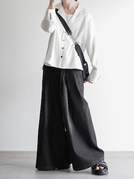 「ELLUV（エルブ）の【ELLUV/エルヴ】シルクライクドレープサテン オープンカラーテーラードシャツジャケット（シャツ/ブラウス、ホワイト系）」を使った、翔【低身長コーデ】さん（メンズ・167cm）の春コーディネート