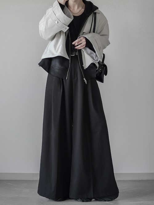 ELLUV/エルヴ】ヴィンテージフェード＆ダメージ加工 ショートジップ