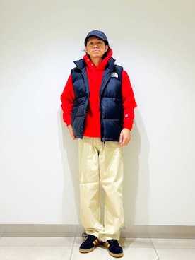 「パーカー」｜「アイテム（その他アウター）」を使った、DAIKI TAKEYAさん（メンズ・165cm）の秋コーディネート
