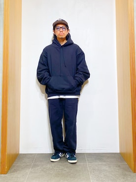 「URBAN RESEARCH（アーバンリサーチ）のアイテム（パーカー）」を使った、DAIKI TAKEYAさん（メンズ・165cm）の冬コーディネート