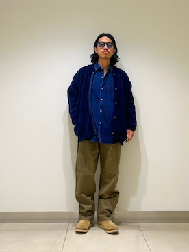 「アイテム（トップス）」を使った、DAIKI TAKEYAさん（メンズ・165cm）の秋コーディネート