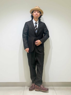 「アイテム（スーツパンツ）」を使った、DAIKI TAKEYAさん（メンズ・165cm）の秋コーディネート