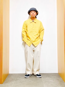 「URBAN RESEARCH（アーバンリサーチ）のアイテム（チノパンツ）」を使った、DAIKI TAKEYAさん（メンズ・165cm）の夏コーディネート