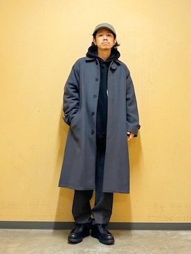 「アイテム（ステンカラーコート）」を使った、DAIKI TAKEYAさん（メンズ・165cm）の冬コーディネート