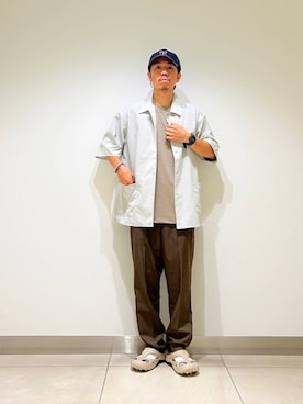 「アイテム（スラックス、ブラウン系）」を使った、DAIKI TAKEYAさん（メンズ・165cm）の夏コーディネート