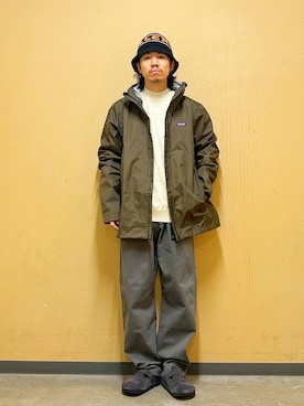 「アイテム（テーラードジャケット）」を使った、DAIKI TAKEYAさん（メンズ・165cm）の秋コーディネート