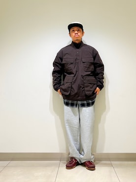 「アイテム（その他トップス）」を使った、DAIKI TAKEYAさん（メンズ・165cm・30代）の秋コーディネート