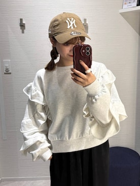 「LEPSIM（レプシィム）のサテンギャザーWストレートパンツ　600152（その他パンツ）」を使った、えりこさん（レディース・156cm）の秋コーディネート