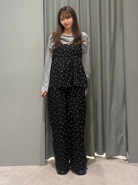 「LEPSIM（レプシィム）の2WAYベルト厚底サボ　578034（サンダル、ブラック系）」を使った、えりこさん（レディース）の春コーディネート