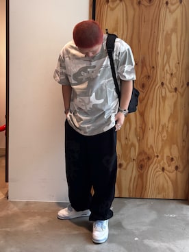 「XLARGE（エクストララージ）のMULTI LOGO CAMO S/S TEE（Tシャツ/カットソー、ホワイト系）」を使った、あきらさん（メンズ・168cm）の夏コーディネート