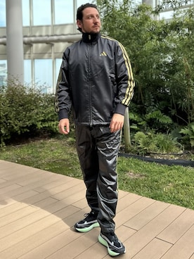 「アイテム（ジャージ）」を使った、VJさん（メンズ・180cm）の秋コーディネート