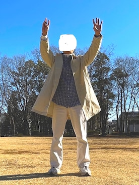 「柄シャツ」｜「アイテム（ステンカラーコート）」を使った、moto  marubouzuさん（メンズ・162cm）の春コーディネート