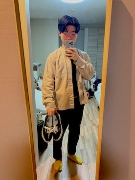 「無印良品（ムジルシリョウヒン）のアイテム（シャツ/ブラウス、グレー系）」を使った、moto  marubouzuさん（メンズ・163cm）の春コーディネート