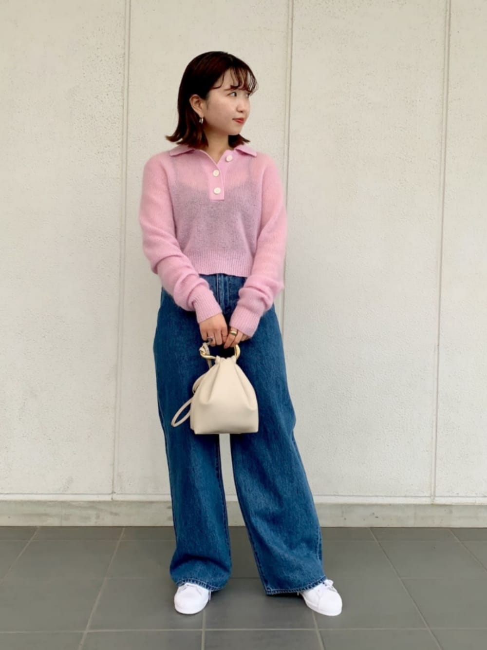 「トレンド、ニット」｜「BEAUTY&YOUTH UNITED ARROWSのモヘヤブレンド コンパクト ポロニット プルオーバー（ニット/セーター、ピンク系）」を使った、福井（fukui）さん（レディース・159cm）の秋コーディネートの1枚目の写真