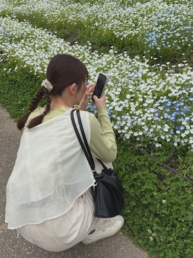 「LACOSTE（ラコステ）のアイテム」を使った、梨さん（レディース・162cm）の春コーディネート
