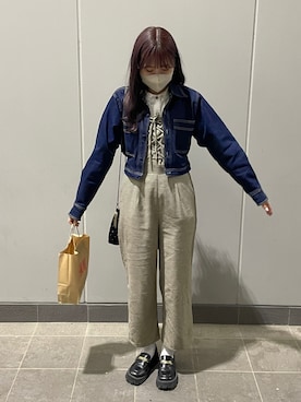 「OLIVE des OLIVE（オリーブデオリーブ）のアイテム（オールインワン・サロペット）」を使った、Annaさん（レディース・166cm）の春コーディネート