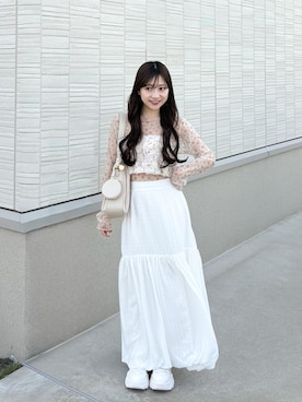 「umm.claïrのアイテム（スカート、ホワイト系）」を使った、amiさん（レディース・148cm）の春コーディネート