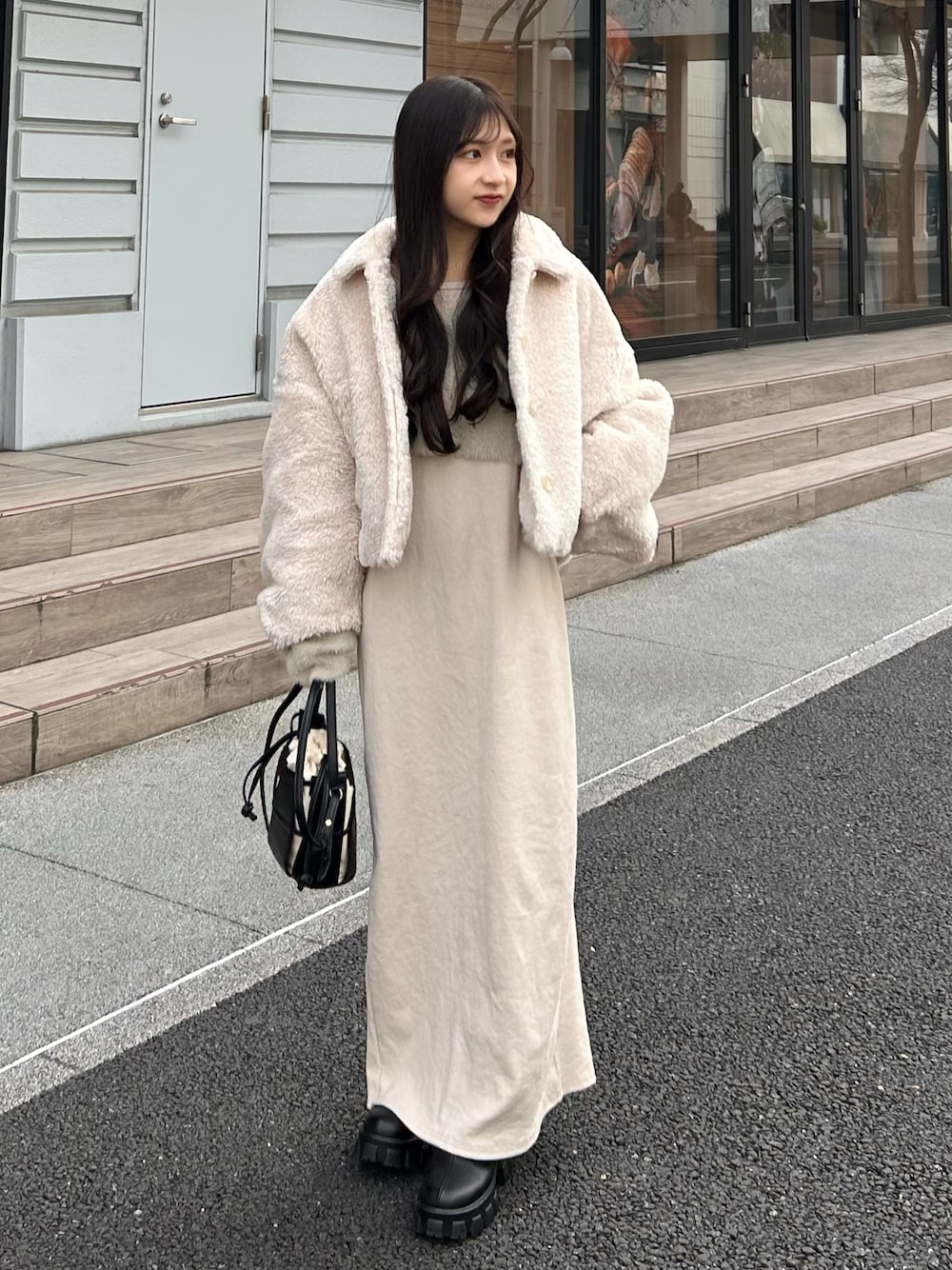 ami｜SNIDELのその他アウターを使ったコーディネート - WEAR 