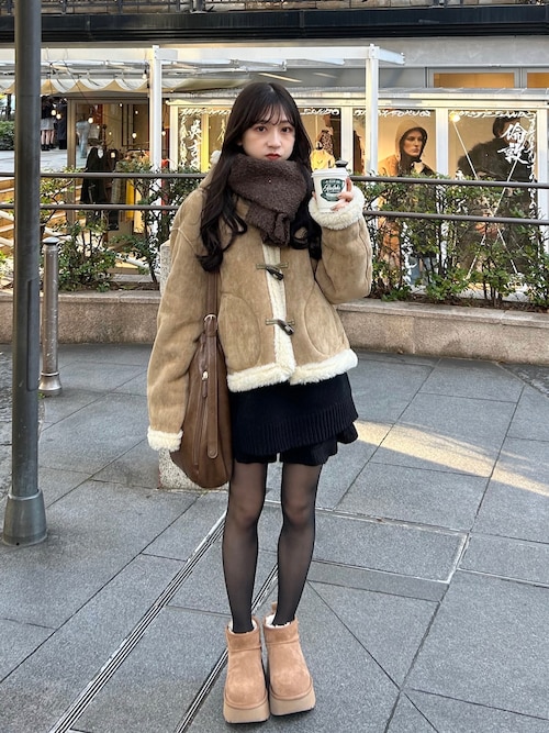 ami｜MINS MINISのムートンコートを使ったコーディネート - WEAR