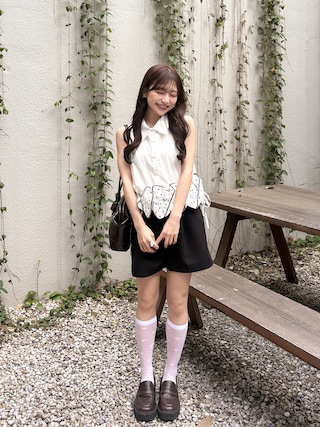 「LAGUNAMOON(ラグナムーン)のヘムフリルデコレーションブラウス 【夏服】【オフィスカジュアル】(シャツ/ブラウス)」を使った、amiさん(レディース・148cm)の秋コーディネート