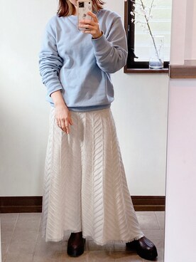 スウェットを使った 青コーデ のレディース人気ファッションコーディネート Wear