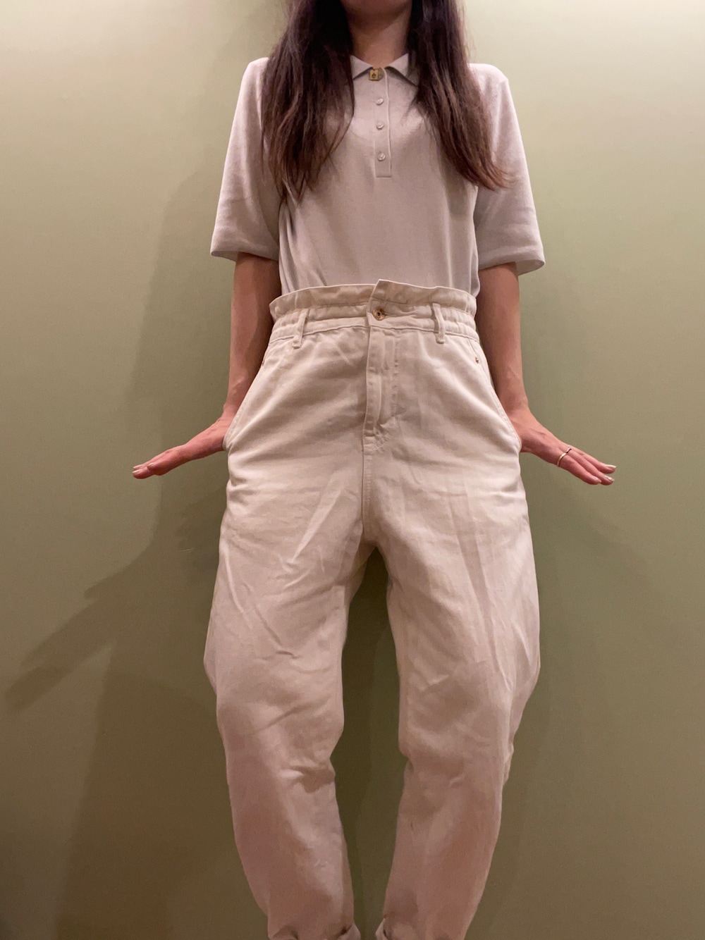 「シンプルコーデ、パンツスタイル、ポロシャツ、プチプラ、無印良品、ZARA、FENDI、オールホワイト、白」｜「ZARAのアイテム（デニムパンツ、ホワイト系）」を使った、みみ𖦊້さん（レディース・160cm）の夏コーディネートの1枚目の写真