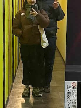 「アイテム（マフラー）」を使った、👽さん（レディース・167cm）の冬コーディネート
