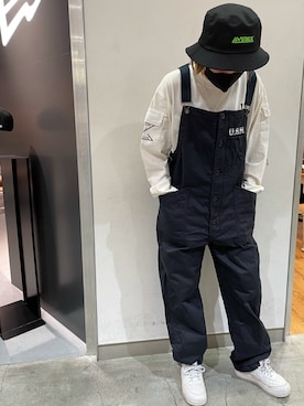 「AVIREX（アヴィレックス）のアイテム（サロペット/オーバーオール）」を使った、machiさん（レディース・163cm）の秋コーディネート