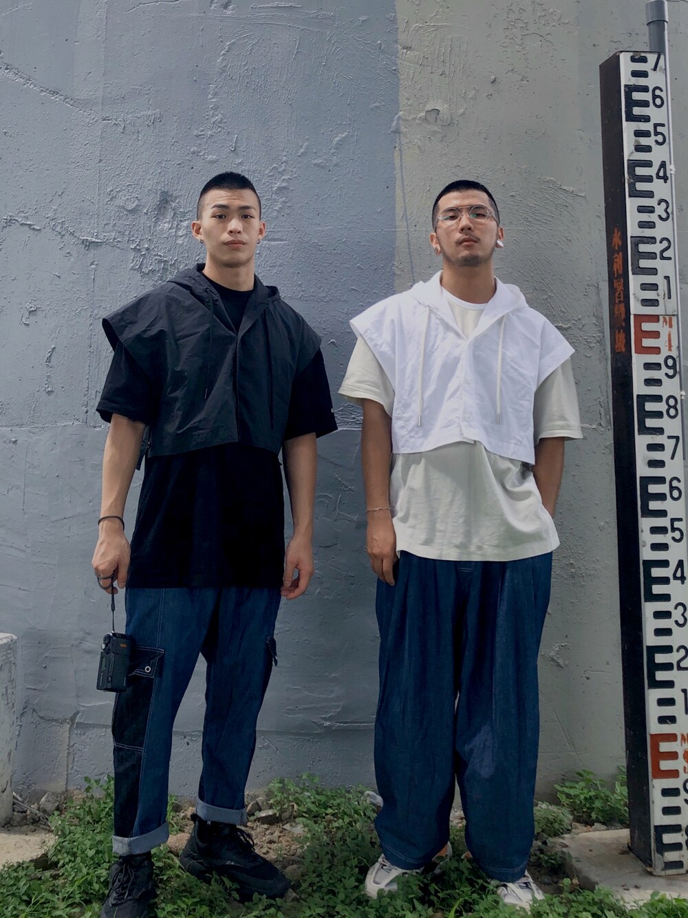 「FUSIO FUSIO、BALENCIAGA」｜「FUSIO FUSIOのアイテム（ダウンベスト、ホワイト系）」を使った、浮生 ふせいさん（メンズ・169cm）の夏コーディネートの1枚目の写真