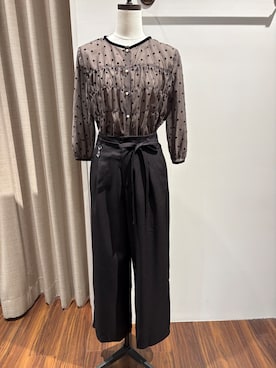 「couture brooch（クチュールブローチ）の【セットアップ可・着映えて上品】フロッキードットブラウス（シャツ/ブラウス、ブラウン系）」を使った、こじこじさん（レディース・169cm）の秋コーディネート