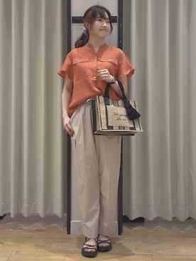 「grove（グローブ）の【洗濯機OK/SETUP可】シワになりにくい、フレアスリーブブラウス（シャツ/ブラウス、オレンジ系）」を使った、ruka0524さん（レディース）の夏コーディネート
