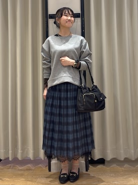 「grove（グローブ）のダンボーサイドジッププルオーバー（Tシャツ/カットソー、グレー系）」を使った、ruka0524さん（レディース）の秋コーディネート