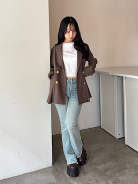 「Now me. by NYLON JAPAN（ナウミーバイナイロンジャパン）のビジューロゴコンパクトTシャツ（Tシャツ/カットソー、ホワイト系）」を使った、ayahaさん（レディース・155cm）の夏コーディネート