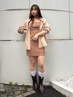 「CALNAMUR（カルナムール）のカットフラワーミニワンピース（ワンピース、ブラウン系）」を使った、ayahaさん（レディース・155cm）の春コーディネート