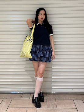 「CALNAMUR（カルナムール）のナイロントートロゴバッグ（トートバッグ、イエロー系）」を使った、ayahaさん（レディース・155cm）の夏コーディネート