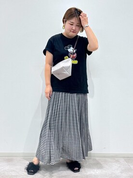 「サステナブル」｜「アイテム（スカート）」を使った、KUMIさん（レディース・152cm）の夏コーディネート
