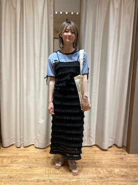 「ブラック×ブルー」｜Hitomi さん（レディース・164cm）の夏コーディネート
